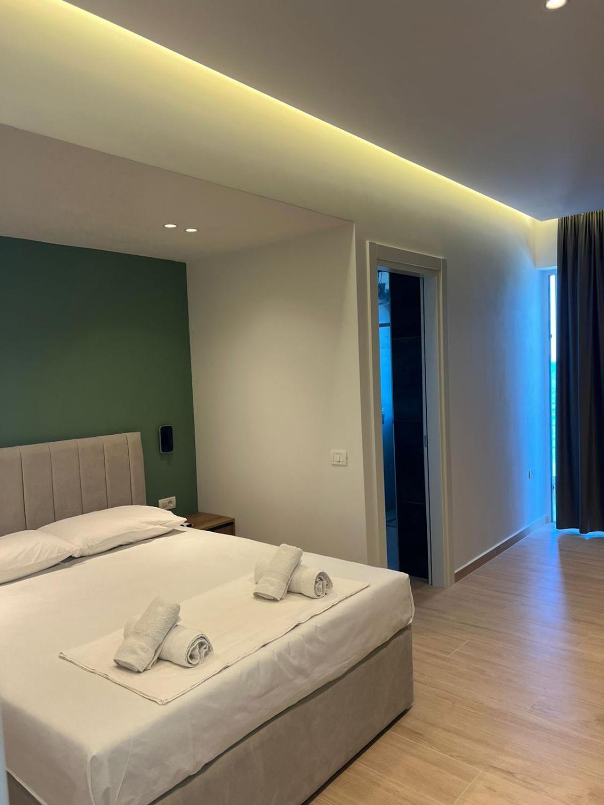 Emily's Hotel Himarë