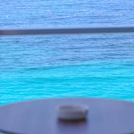 Emily'S Hotel Himare Exterior photo