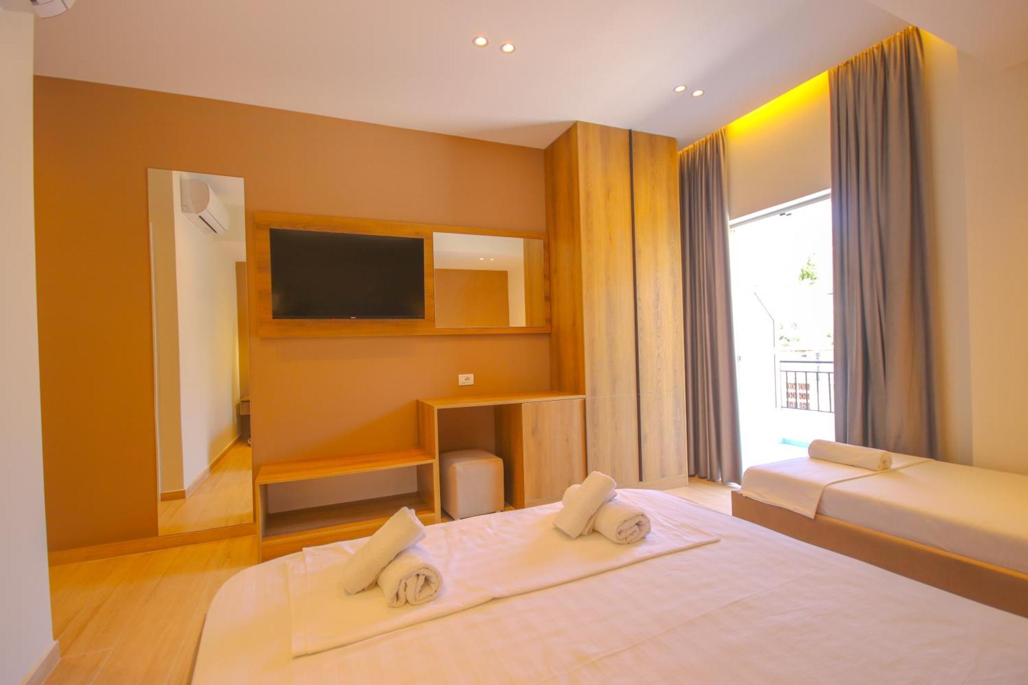 Emily's Hotel Himarë